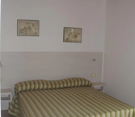 Aparthotel Candeloro 4*